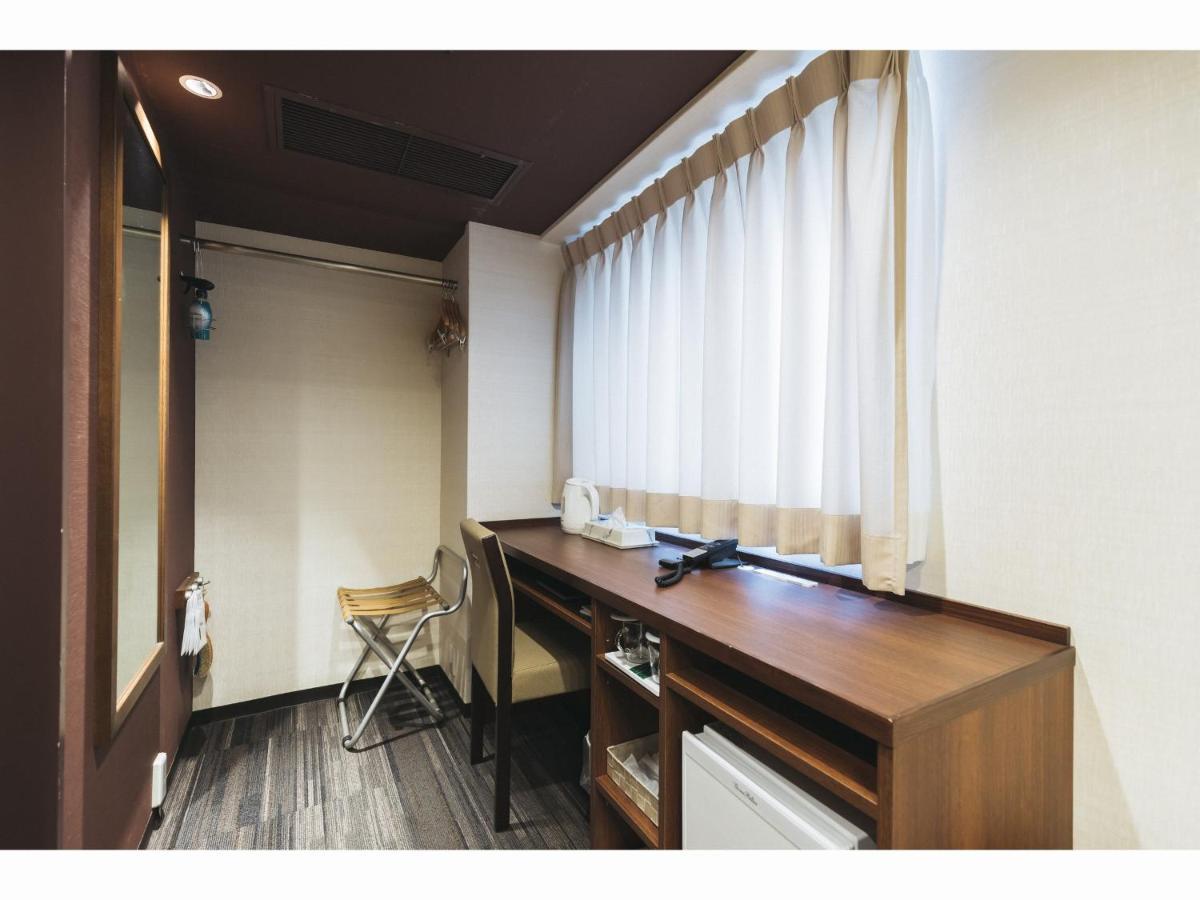 Twin Room Non-Smoking