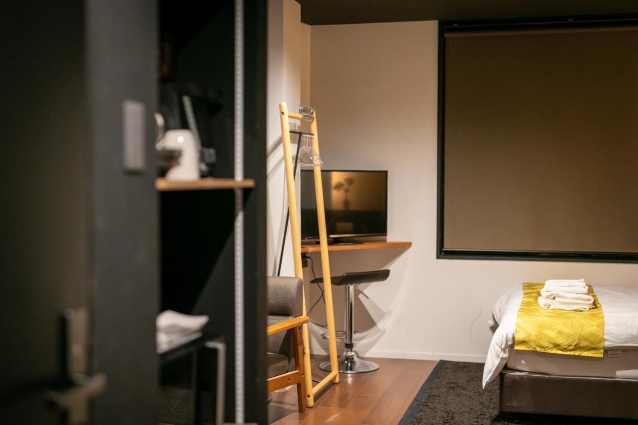 One-Bedroom Apartment,1038137914:JPEG