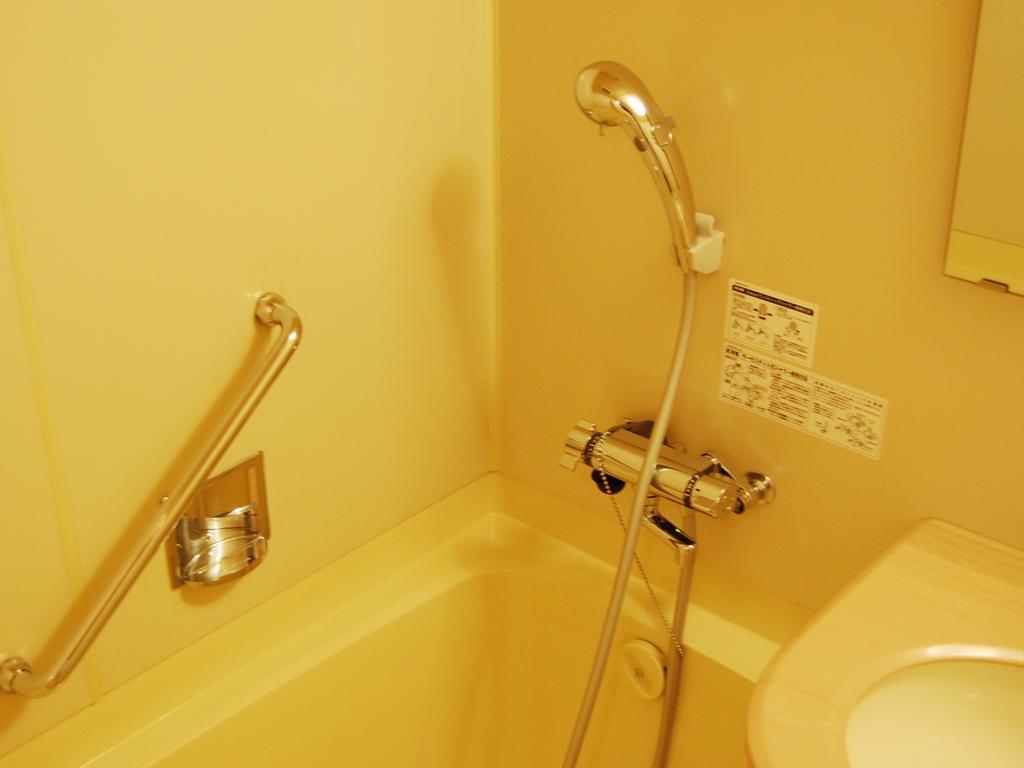 Twin Room,1341824789:JPEG