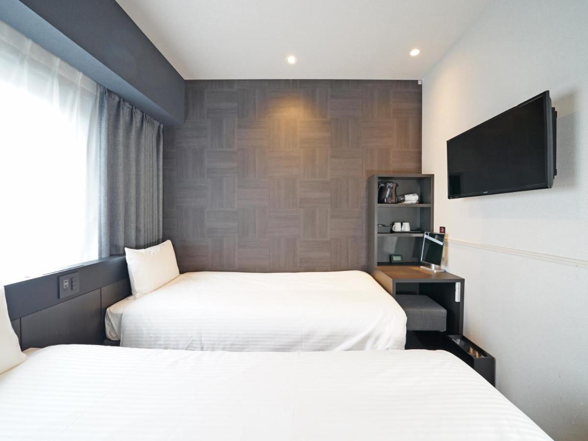 Compact Twin Room - Non-Smoking,1204372768:JPEG