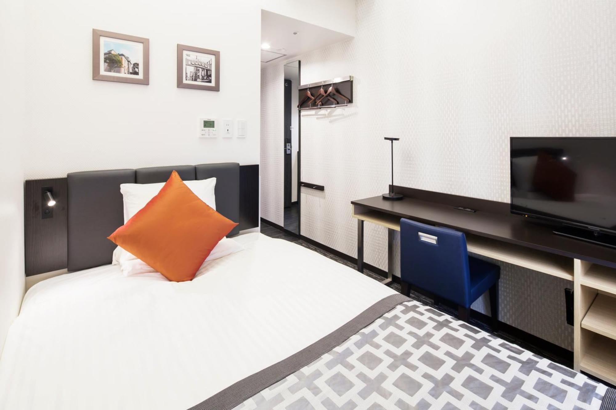 Standard Double Room with Small Double Bed - Non-Smoking,1214341915:JPEG