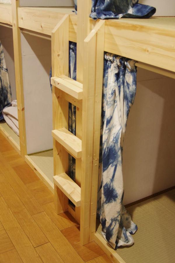 Bunk Bed Mixed Dormitory Room