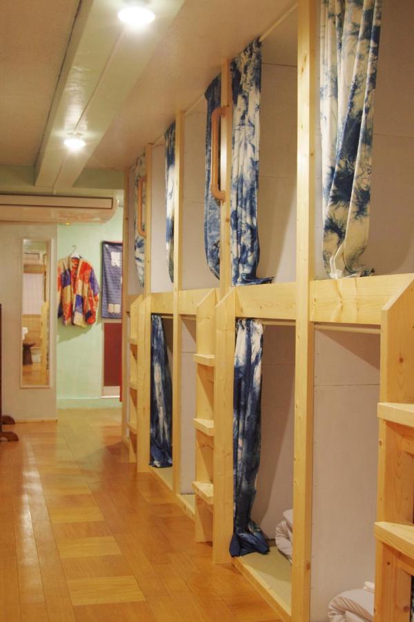 Bunk Bed Mixed Dormitory Room