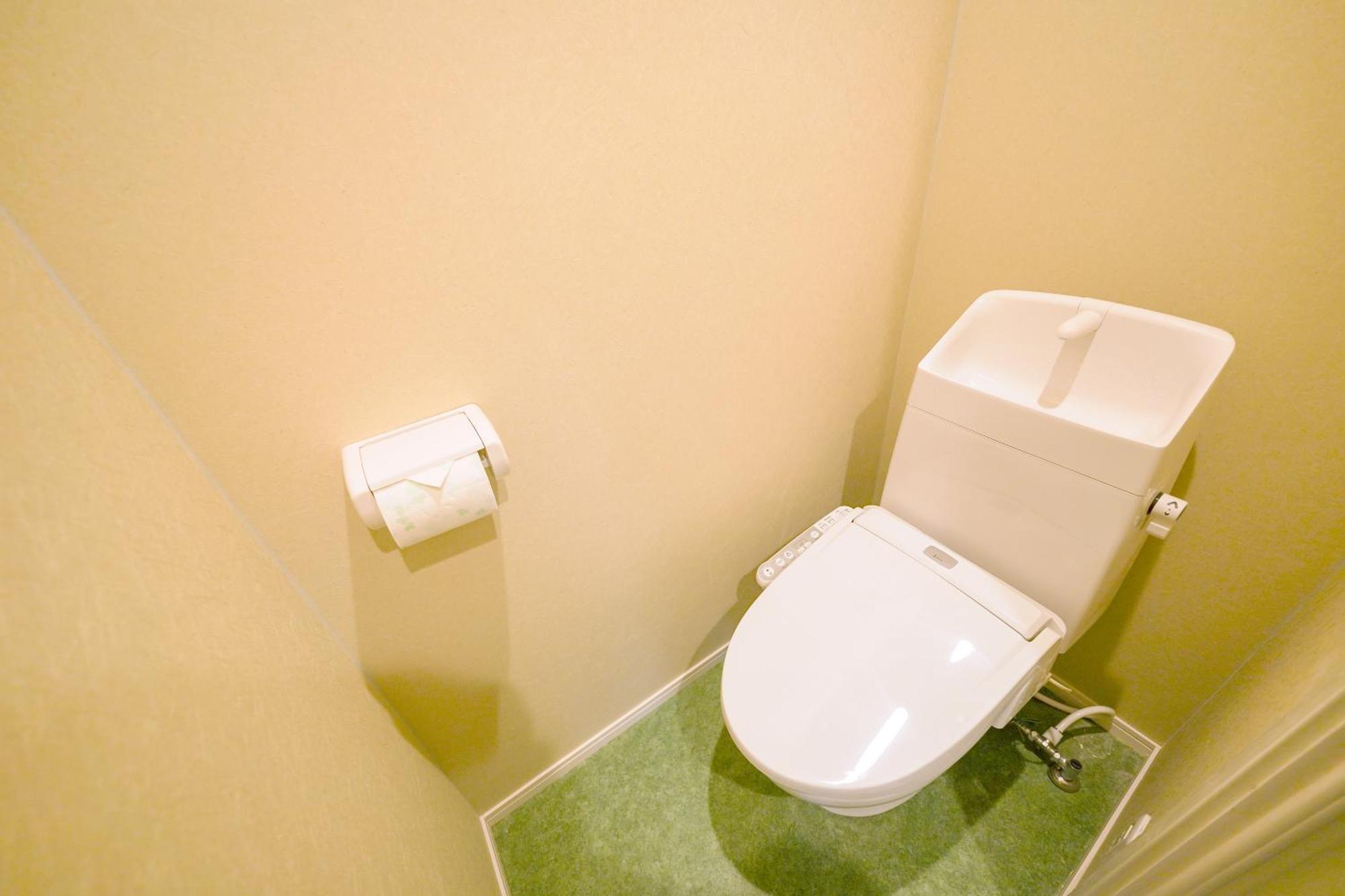 Japanese-Style Room