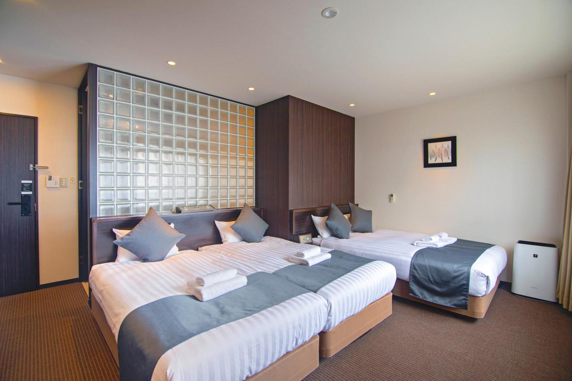 Quadruple Room,1651307745:JPEG