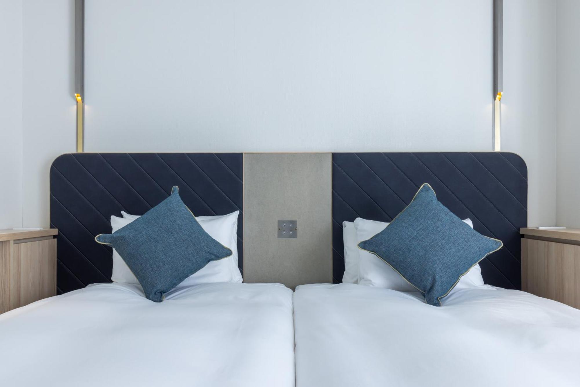 Standard Twin Room with Washing Machine