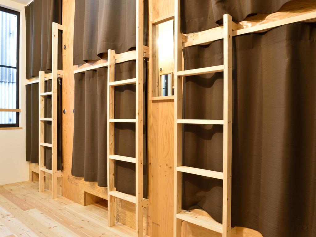 6 Betten im gemischten Schlafsaal mit 12 Betten