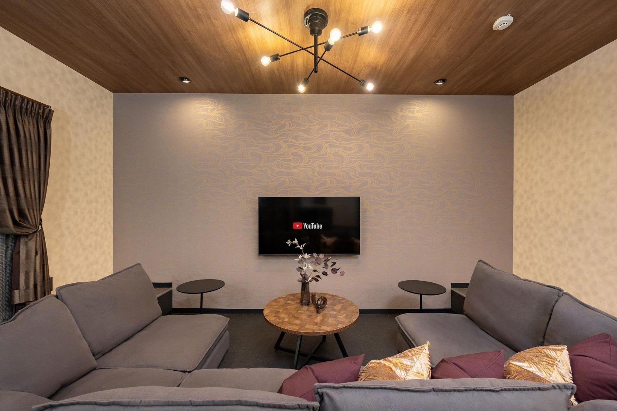 Three-Bedroom Apartment,1708375133:JPEG