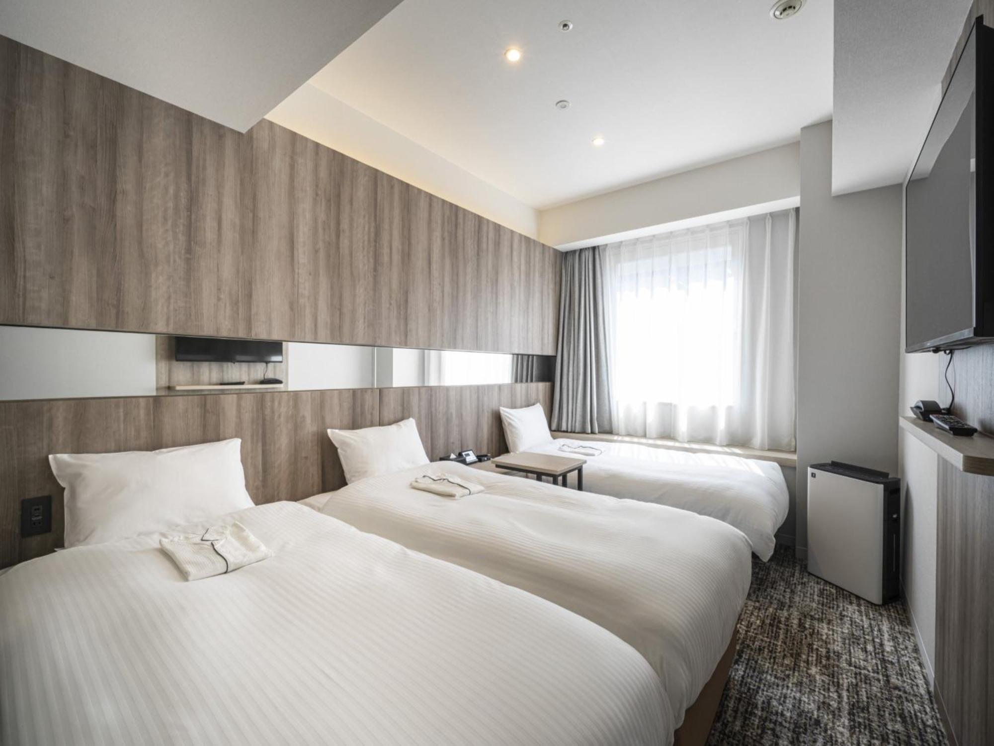 Premier Triple Room Non Smoking