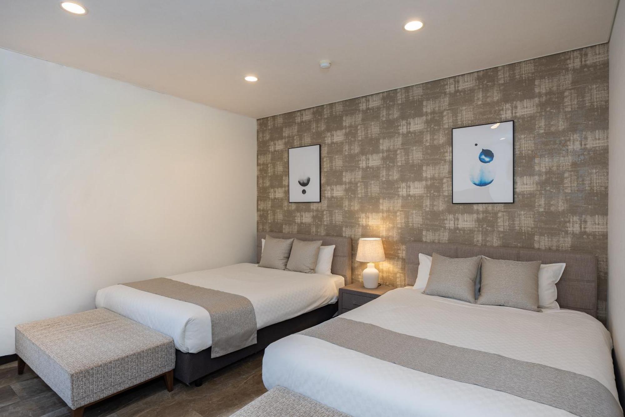 Luxury Suite,1743346439:JPEG