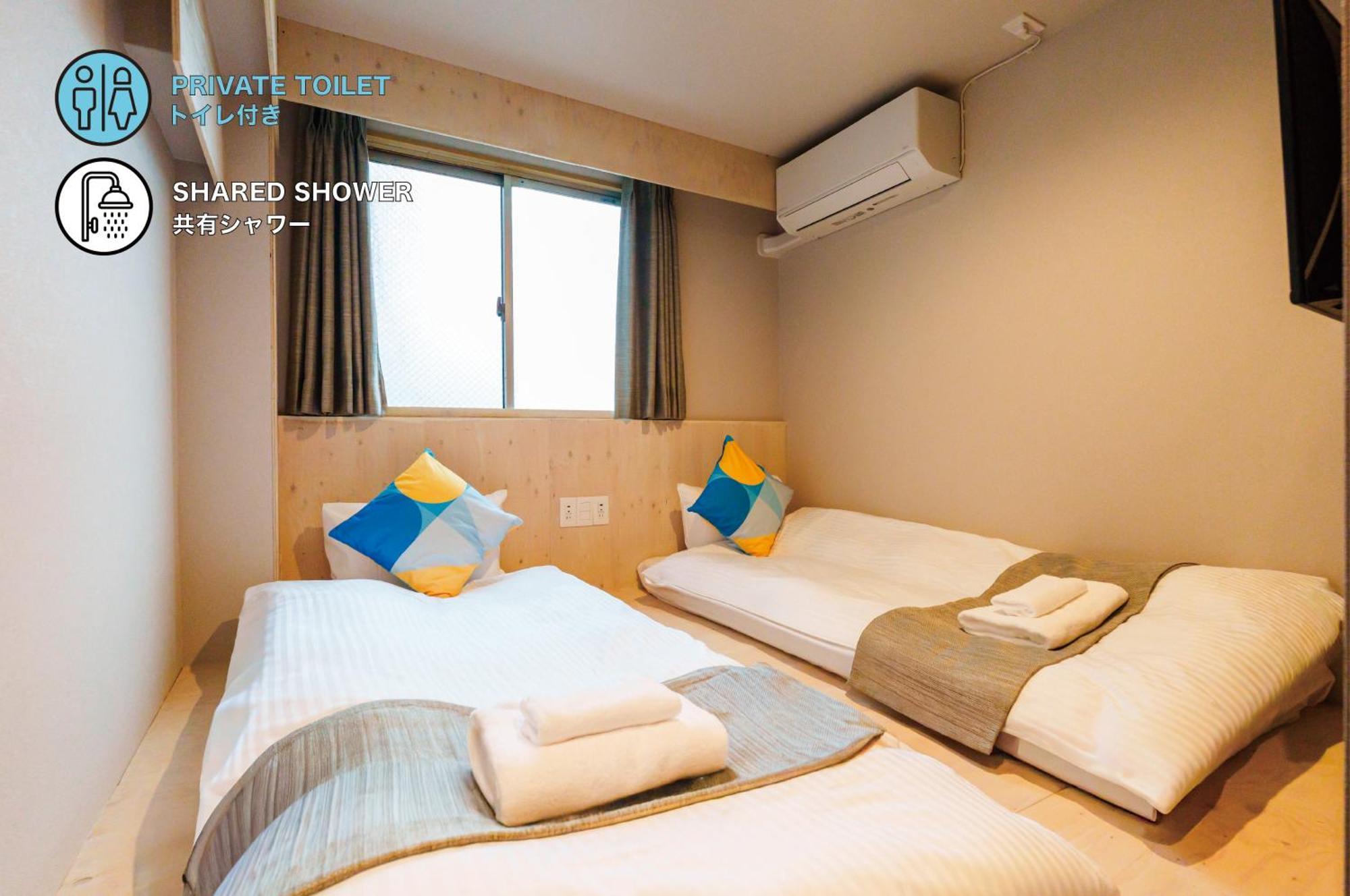 Twin Room,1699275546:JPEG