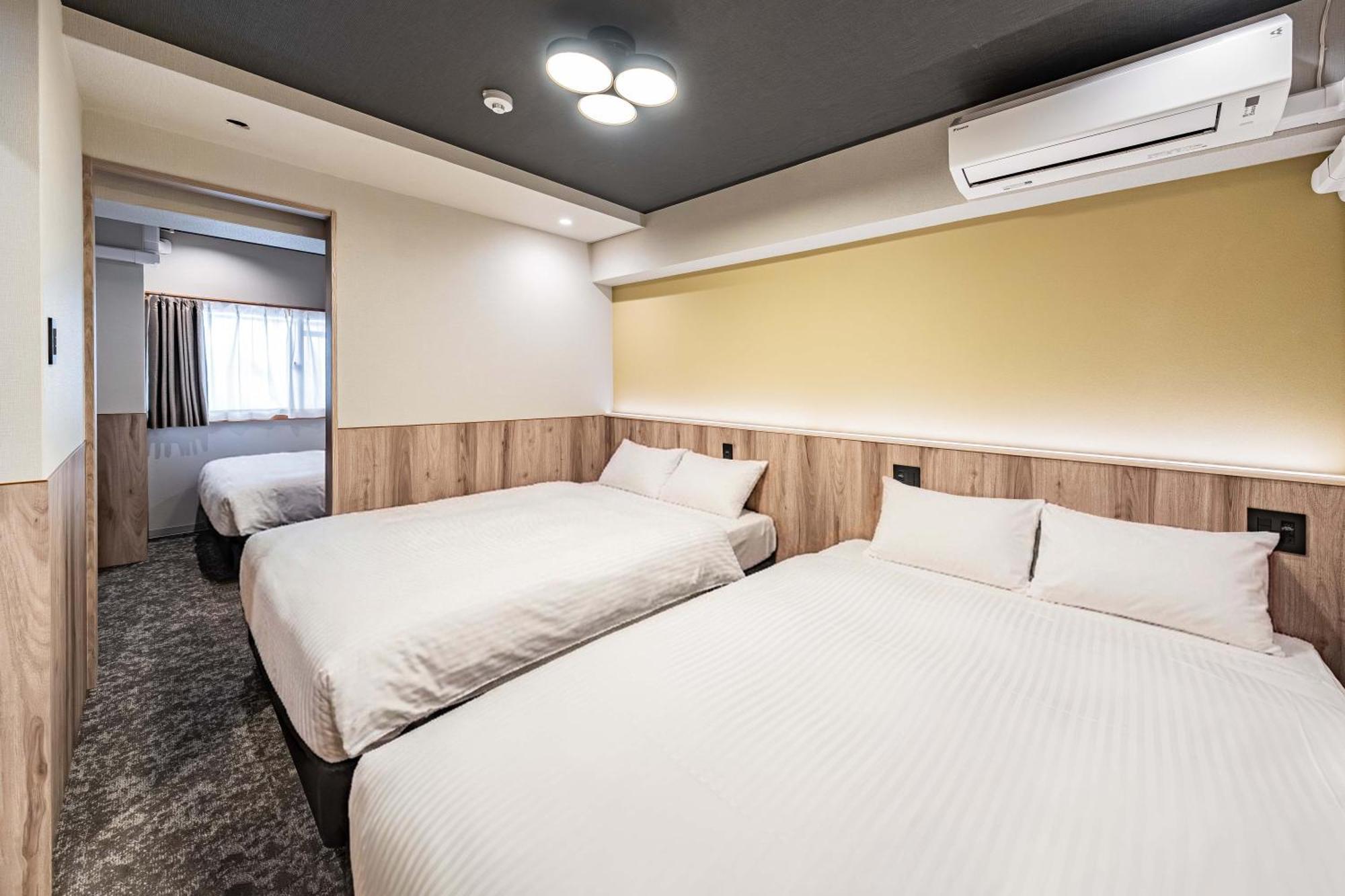 10 Family Suite