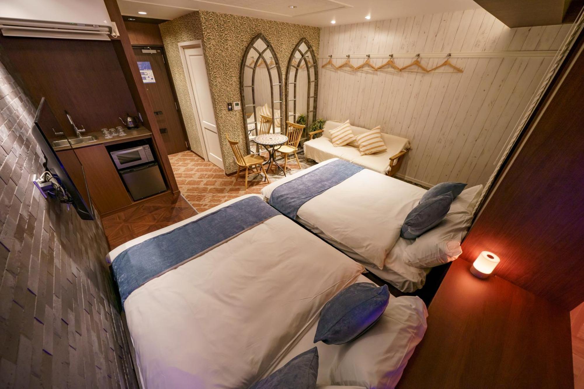 Superior Twin Room