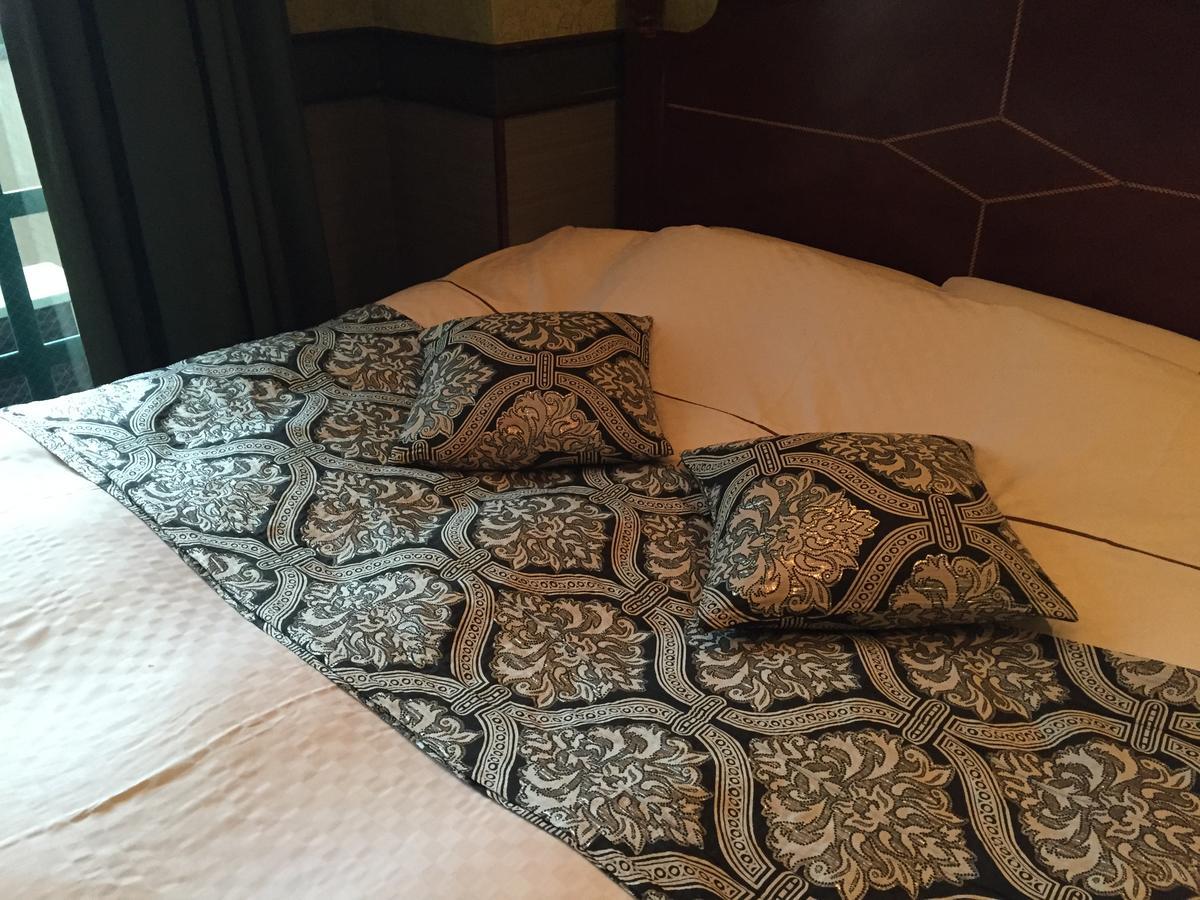 Double Room,667419516:JPEG