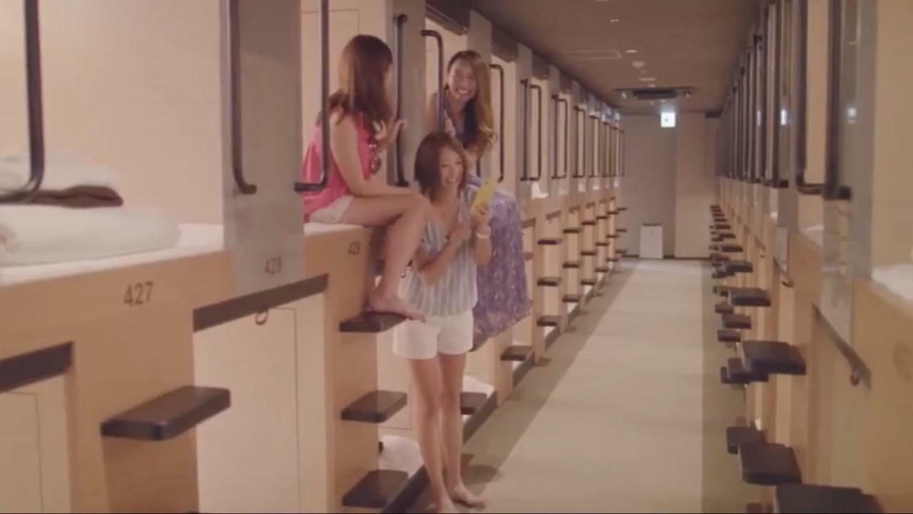 Capsule Room for Female
