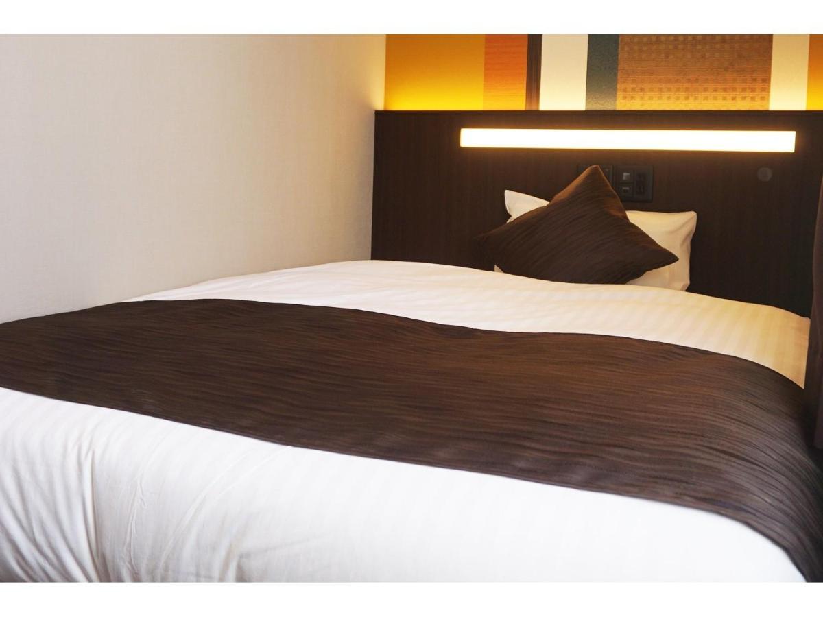 Single Room,969532393:JPEG