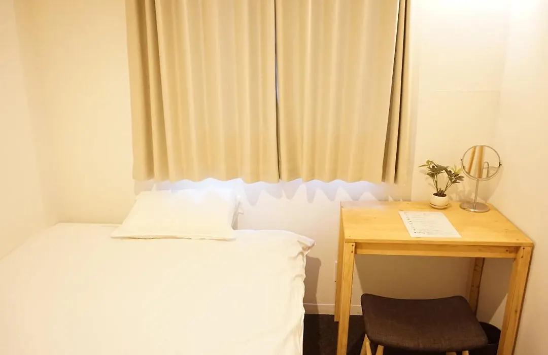 Beehive Hostel Osaka-1