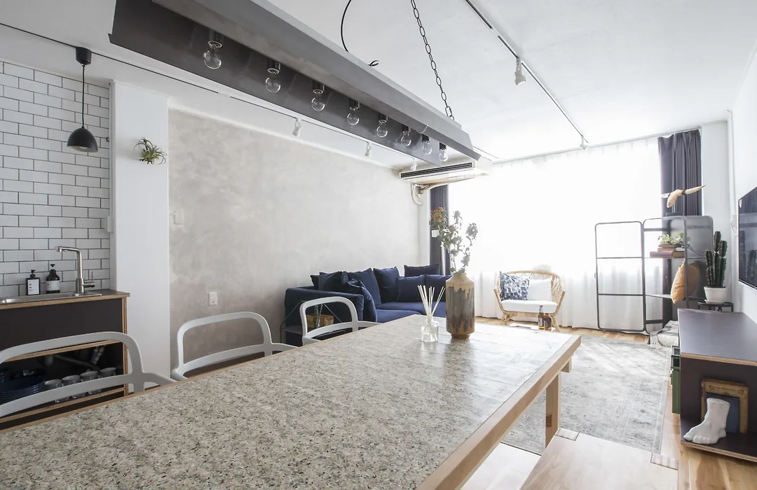Nid Namba Station House-1