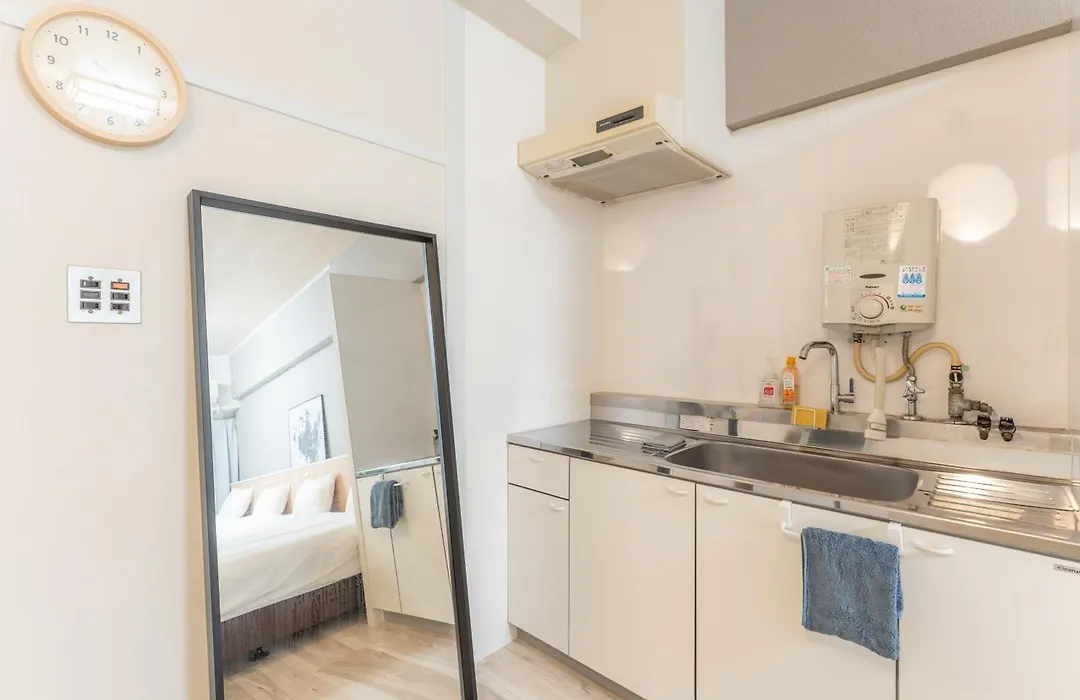 Une Apartment Hotel-1
