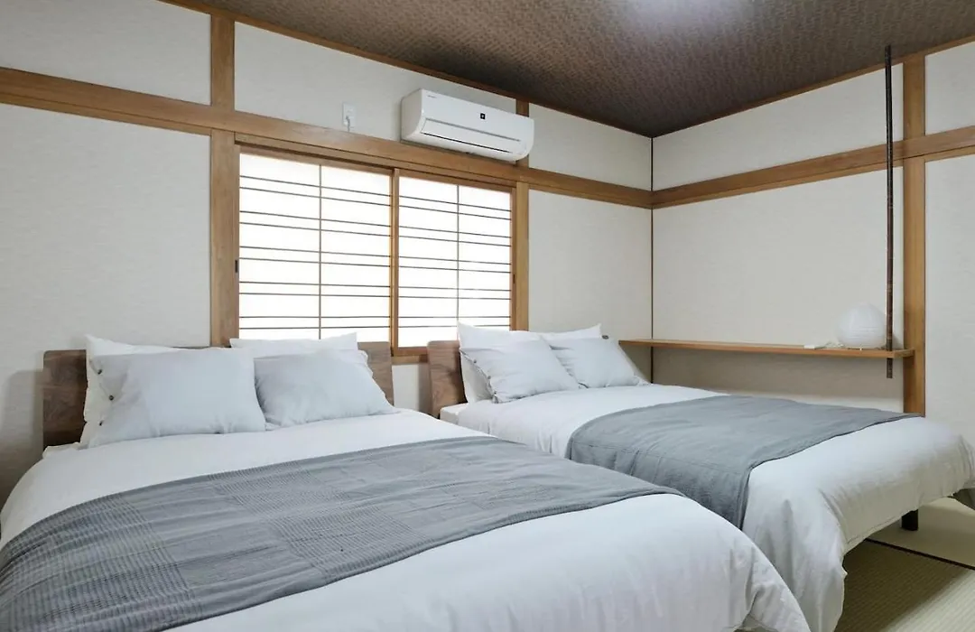 Osaka Box House-1