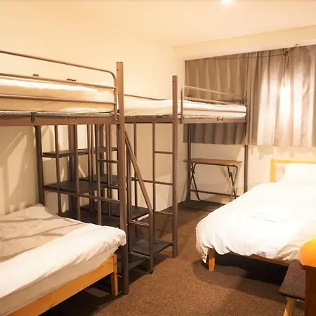 Beehive Hostel Osaka-2