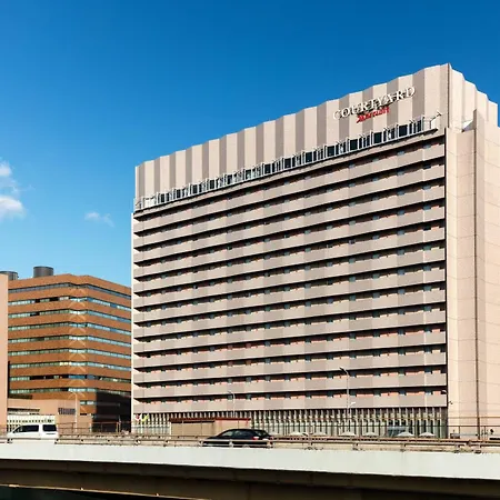Courtyard By Marriott Shin-Osaka Station-2