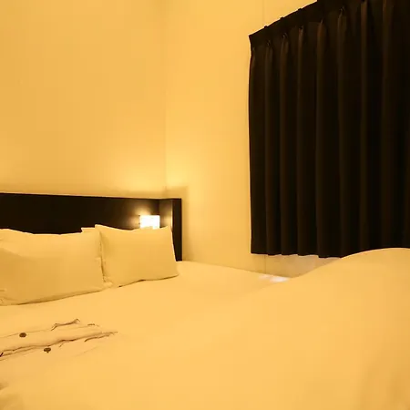 Hotel Trad Replay-3