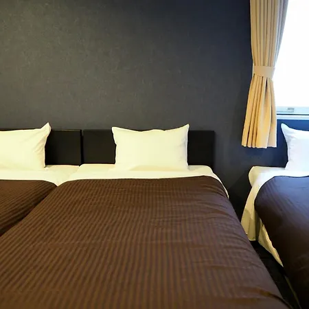 Grampus Inn Osaka Namba-2