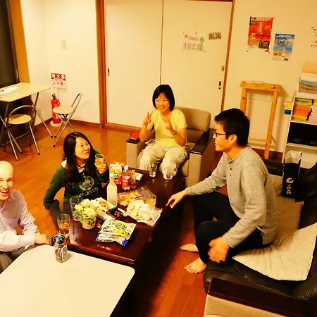 Osaka Tomato Hostel-2