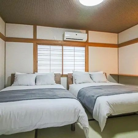 Osaka Box House-3