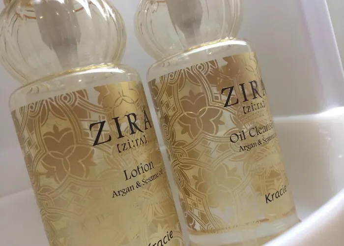 Hôtels à côté de Parc Utsubo